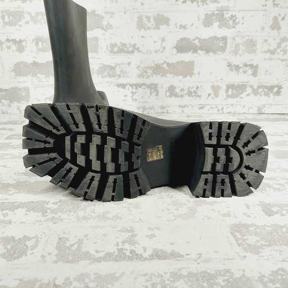 New Balenciaga Trooper Black Rubber Square Toe Rain Boots F741 - Picture 8 of 14